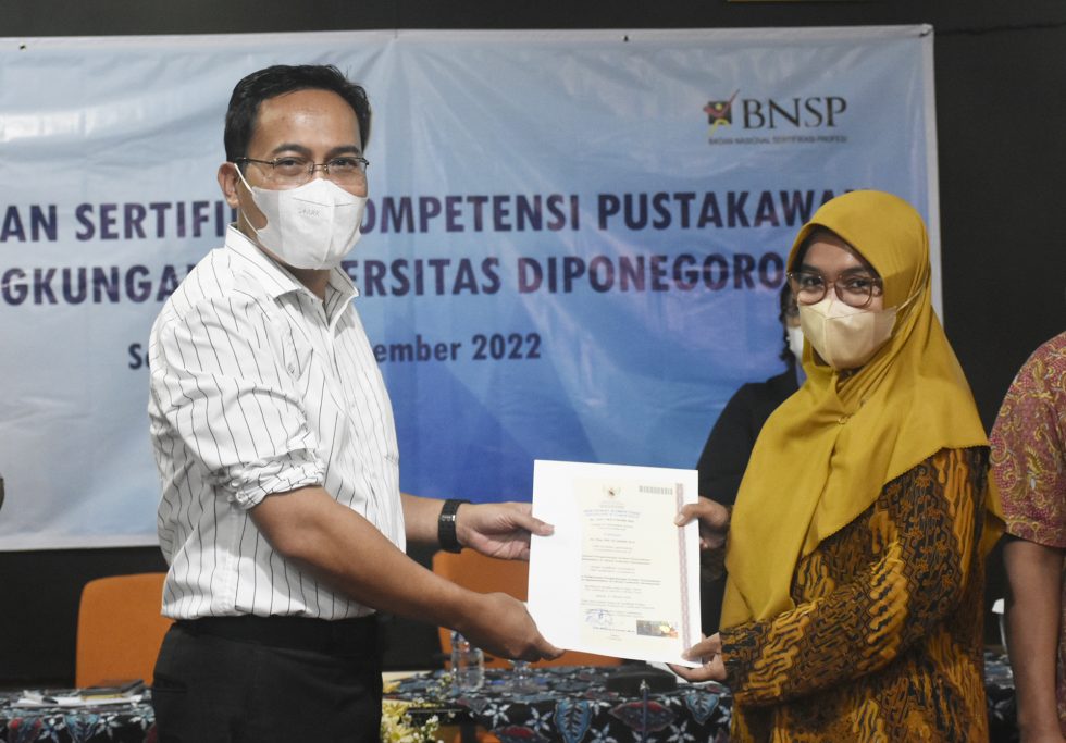 40 UNDIP Librarians to Pass Librarian Competency Certification